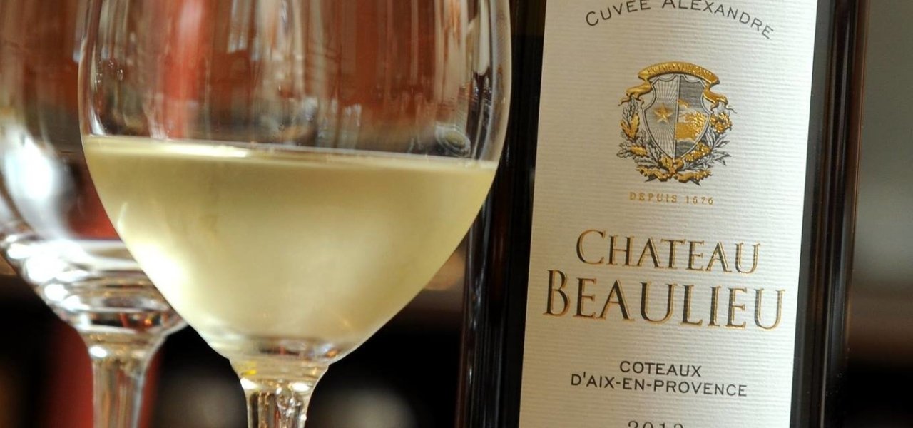 wine bottle villa baulieu