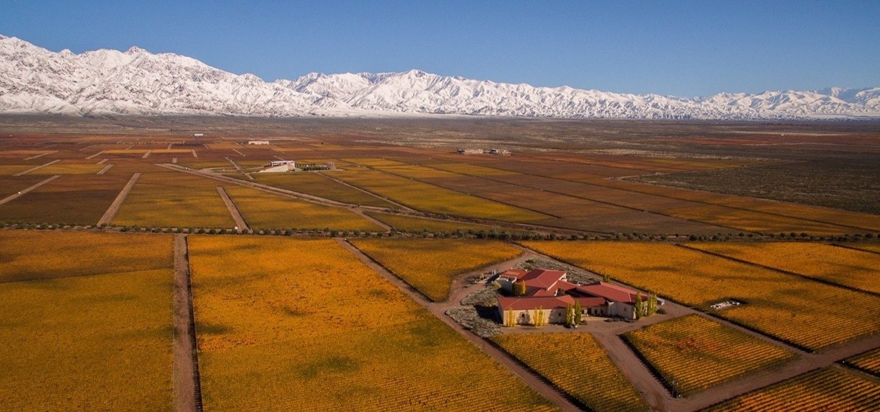 visit clos de los siete