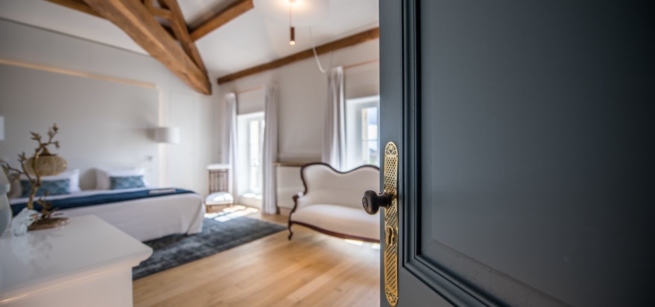 Château l'Etampe interior - Wine Paths